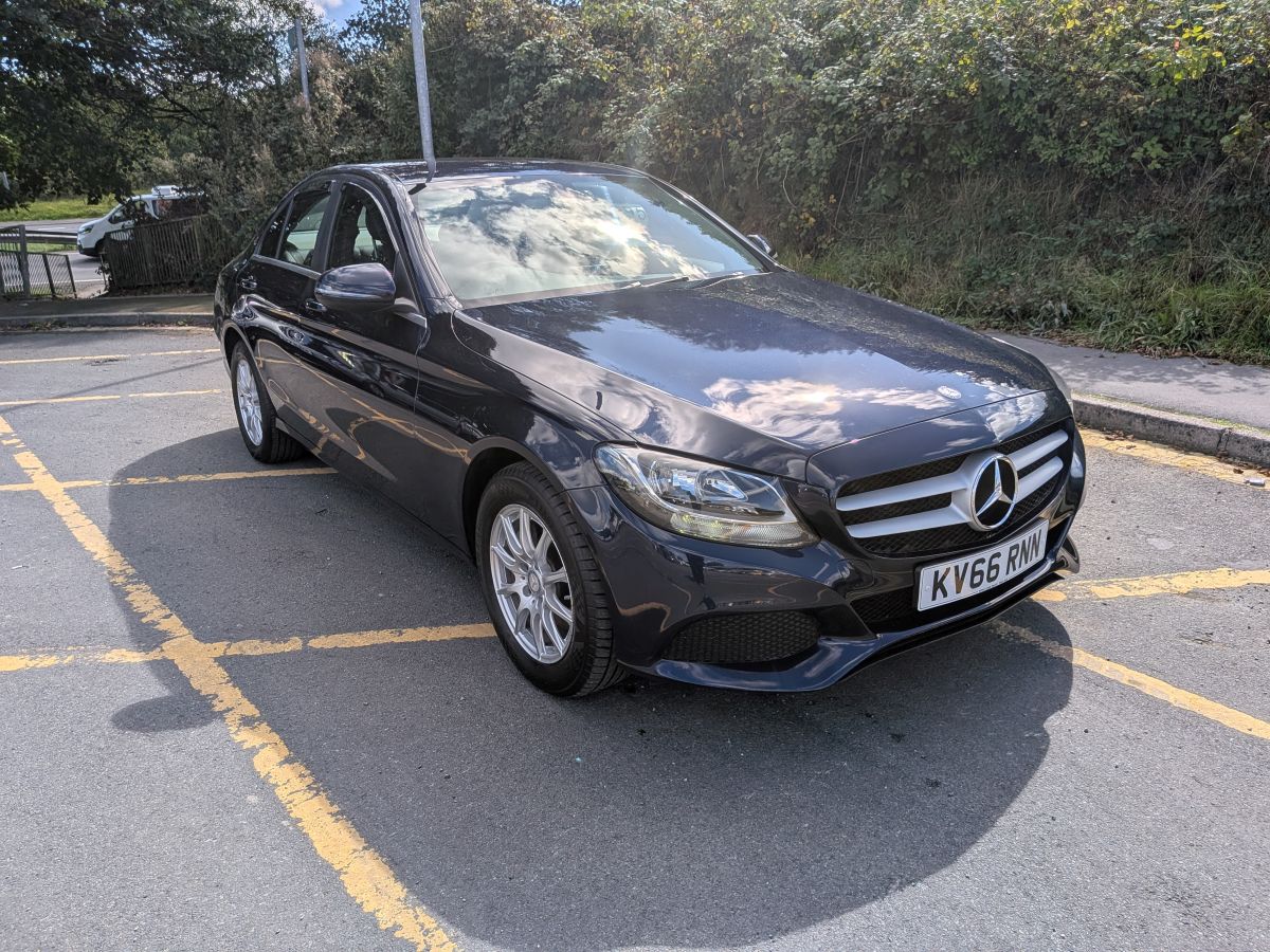 2016 Mercedes-Benz C-Class